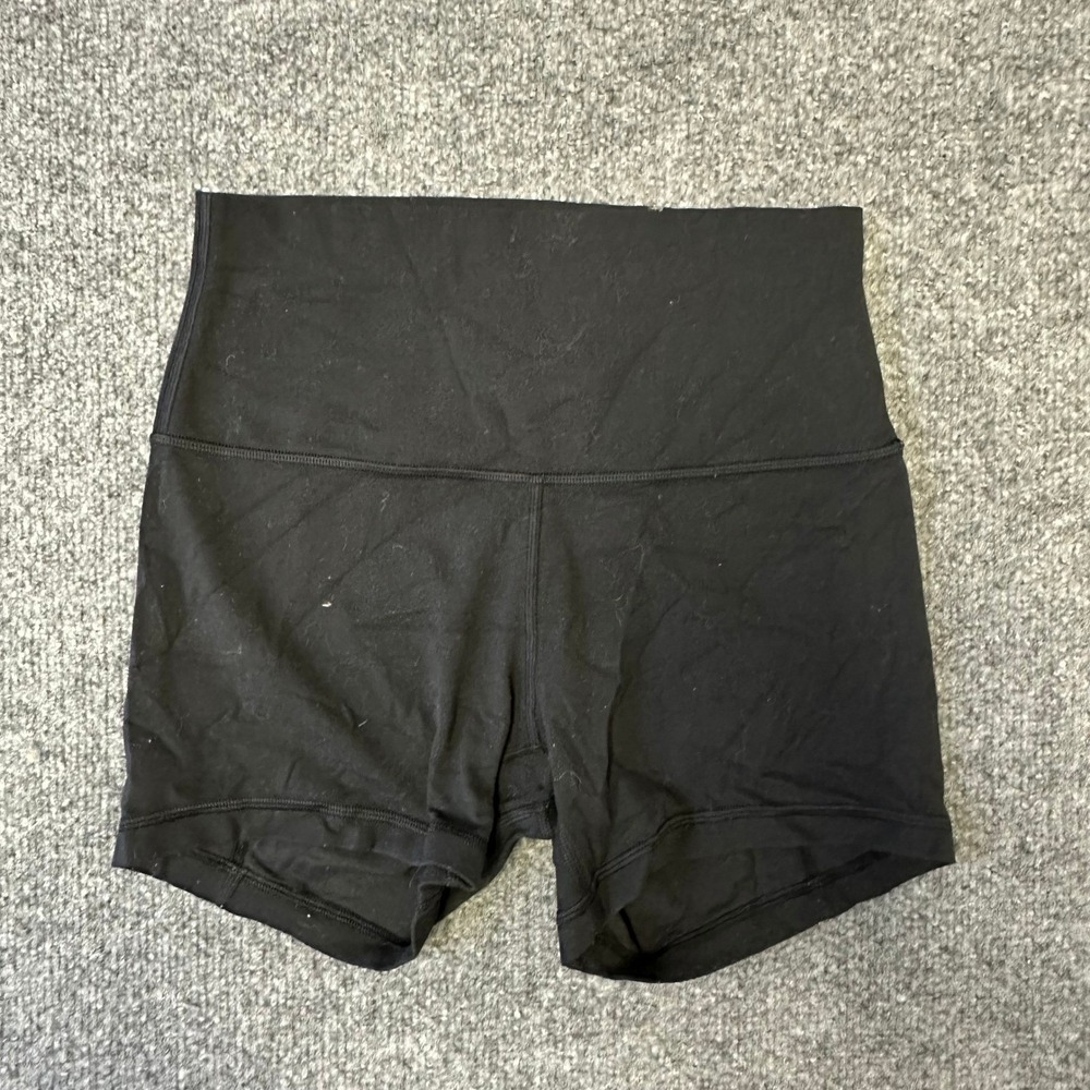 Lululemon Shorts Womens Size 6 Black Align High Rise Nulu Athletic Yoga 4 Inseam